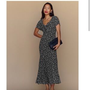 REFORMATION Talleen Floral Ruffle Black White Maxi Dress Size 4